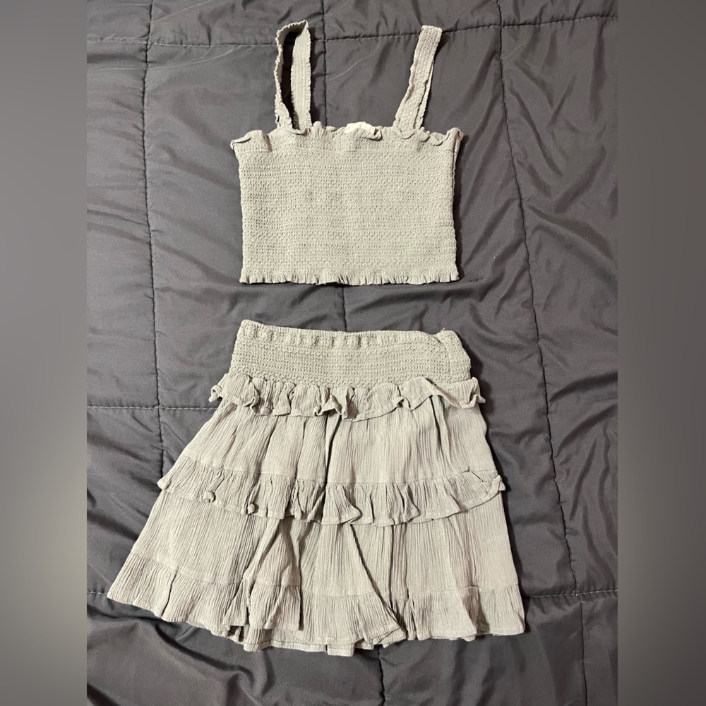 Two-Piece Green Matching Skirt Set